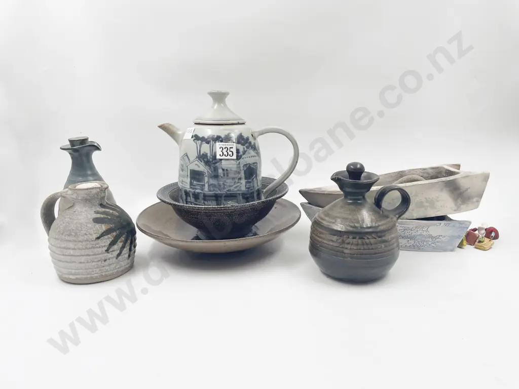 Eight Pieces of Assorted Pottery Image 1++