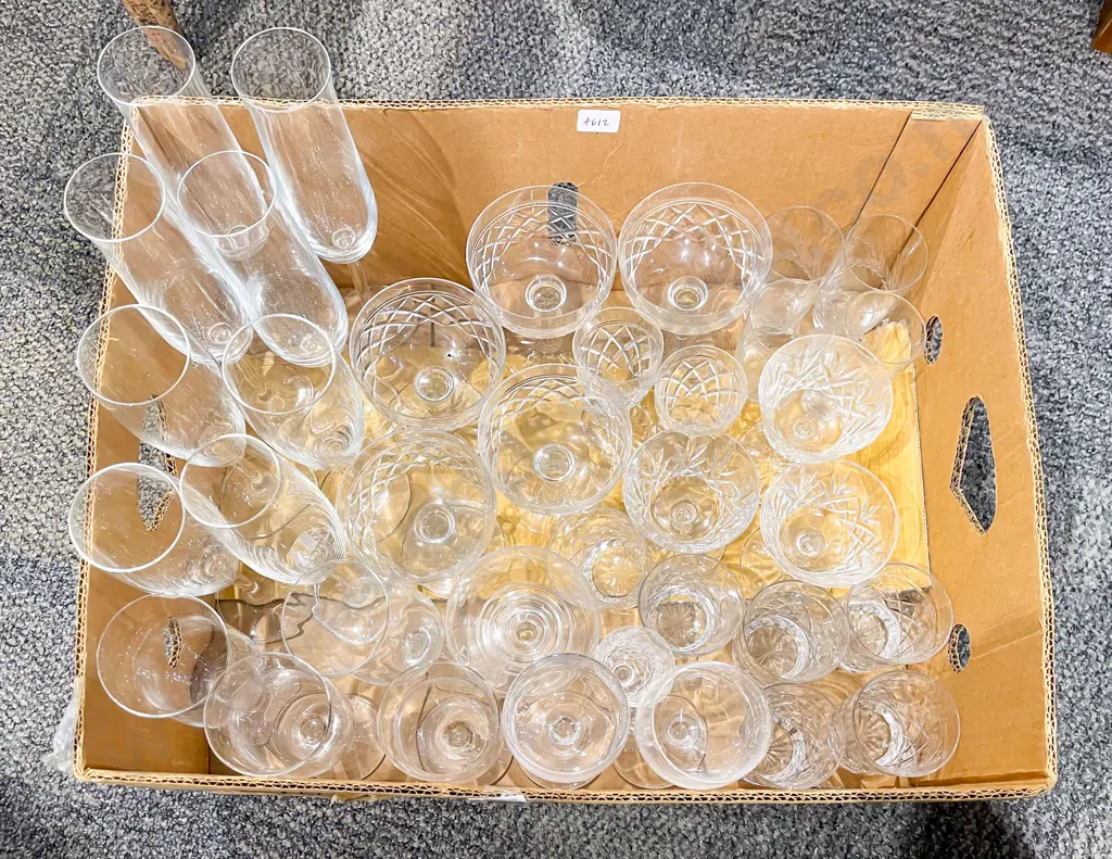 Box Quantity of Assorted Crystal & Glassware Image 1++
