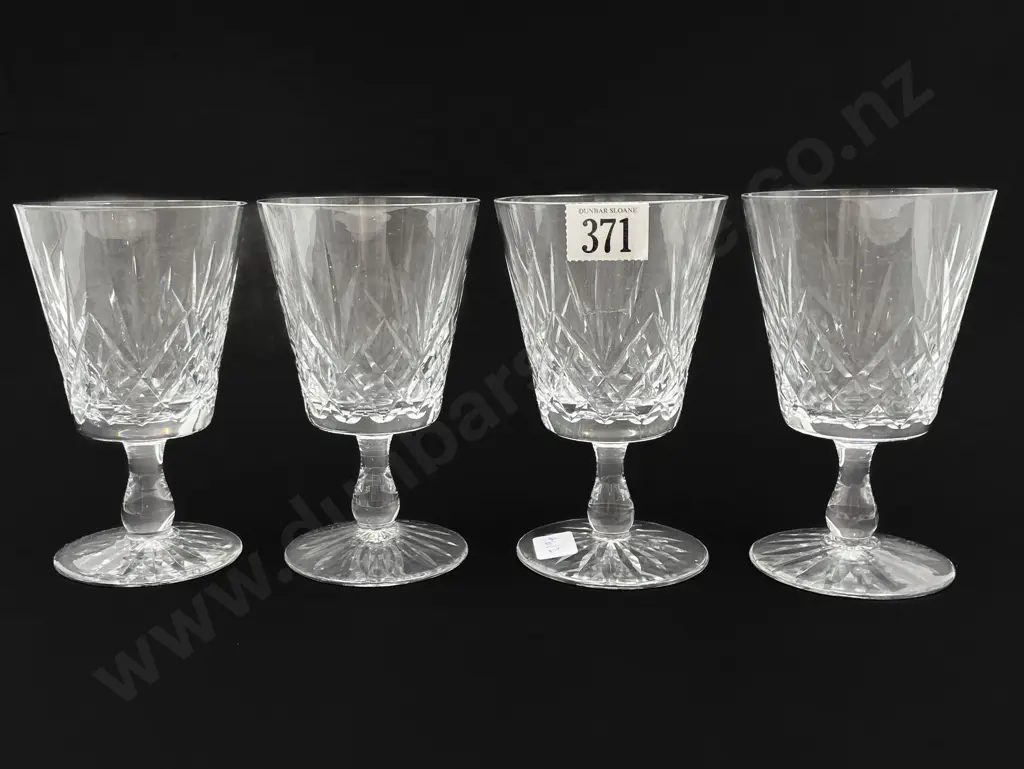Quantity of Assorted Crystal Image 1++