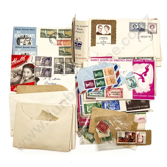 Quantity of Assorted Vintage Stamps & Envelopes etc