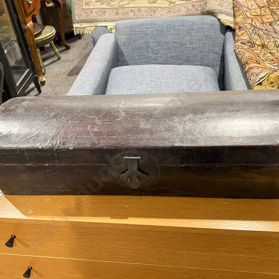 Lacquered Scroll Box