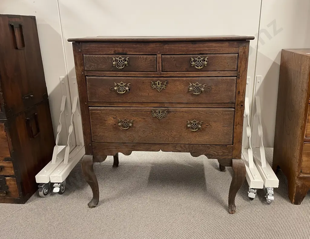 Early Geo III Oak Lowboy Image 1++