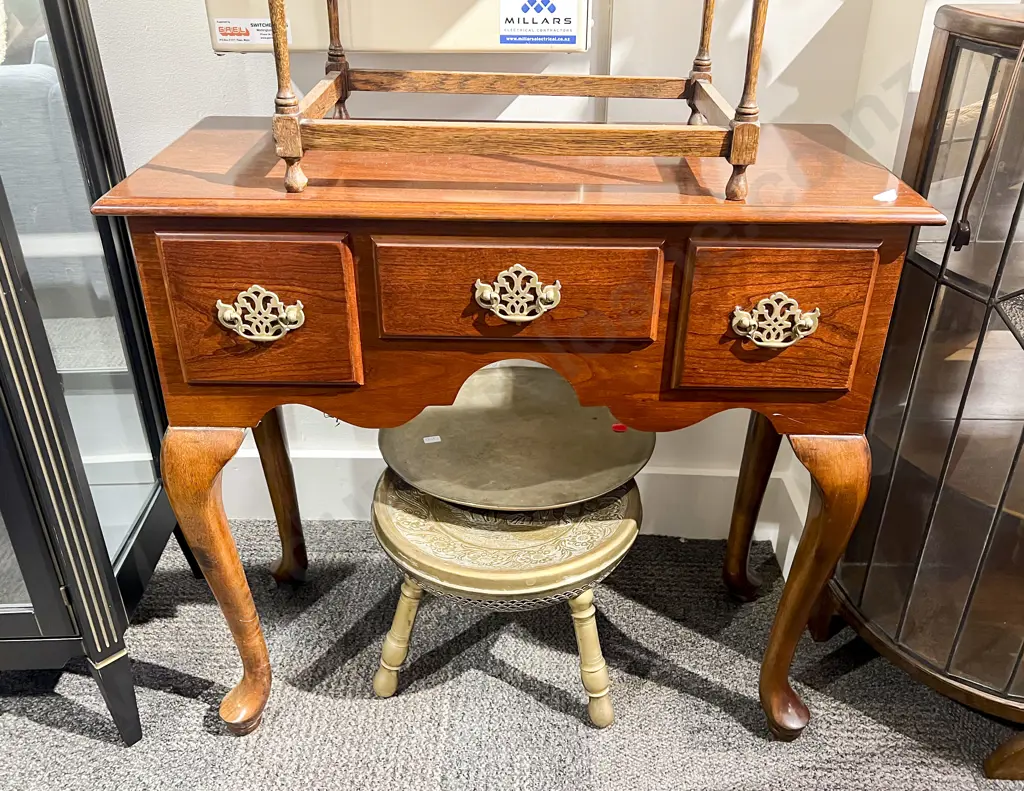 Reproduction Georgian Style Lowboy Image 1++