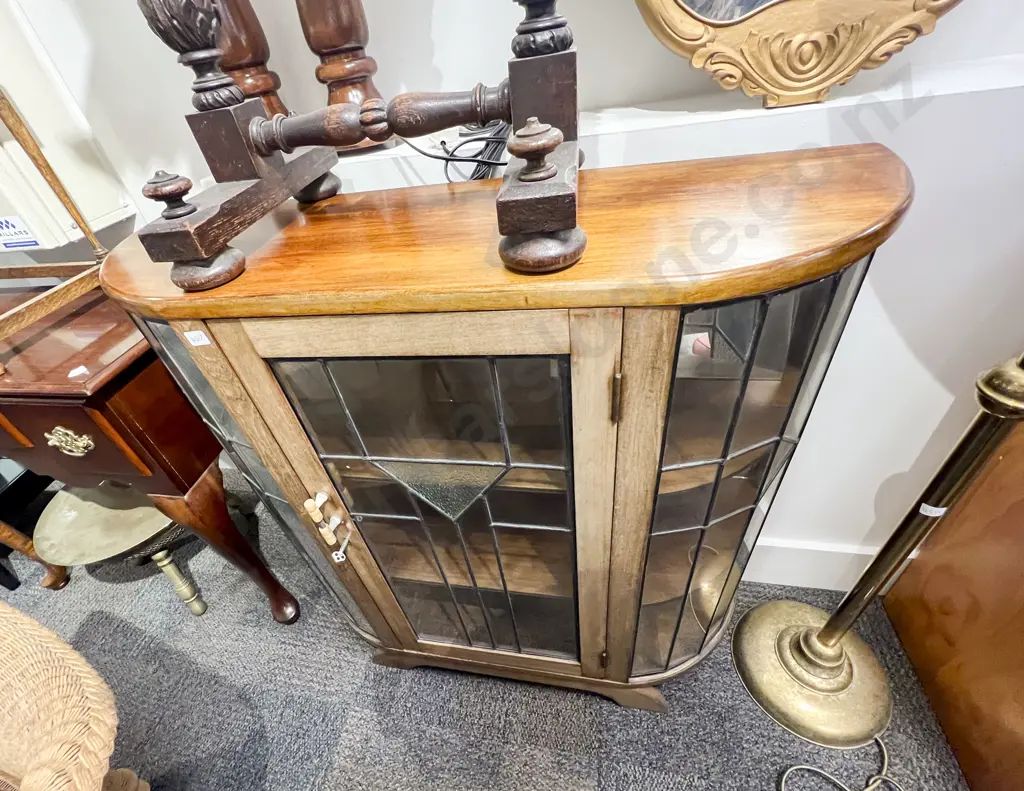 Slender Leadlight China Cabinet Image 1++