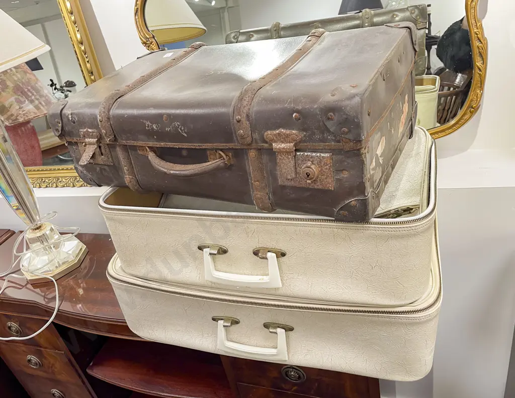 Six Assorted Vintage Suitcases Image 1++