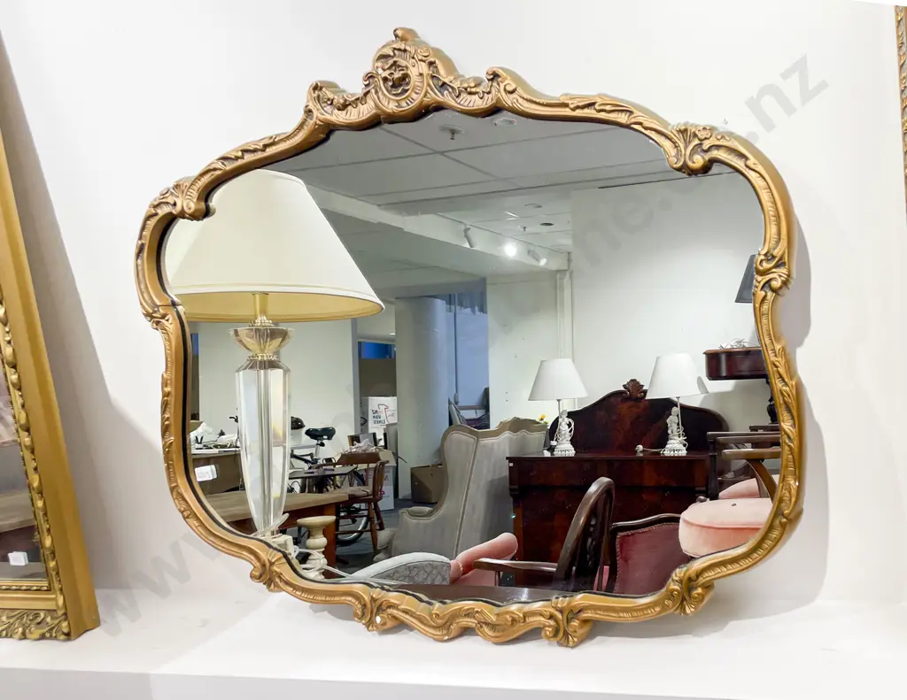 Gilt Framed Wall Mirror Image 1++