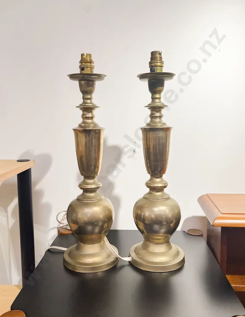 Pair of Brass Table Lamps Image 1++