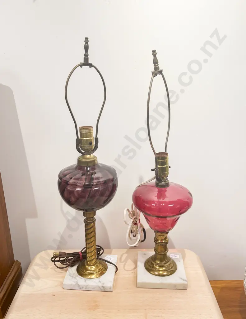 Two Vict Kerosene Lamps (electrified) Image 1++