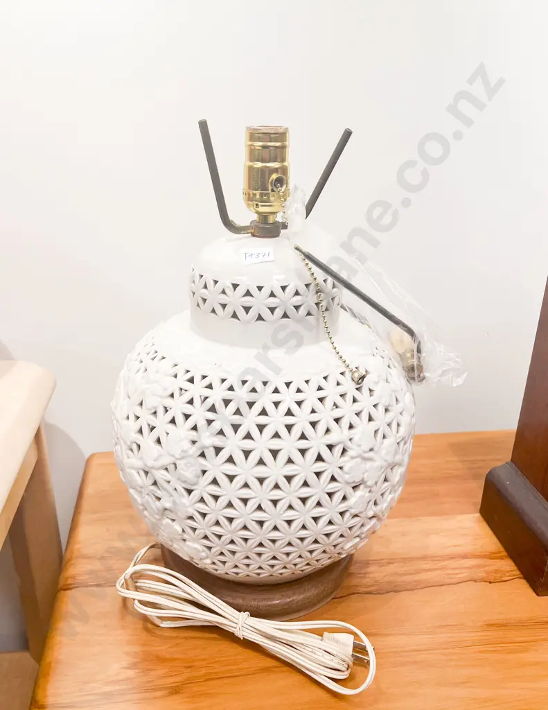 White Glazed Pierced Ceramic Vase Form Table Lamp Image 1++