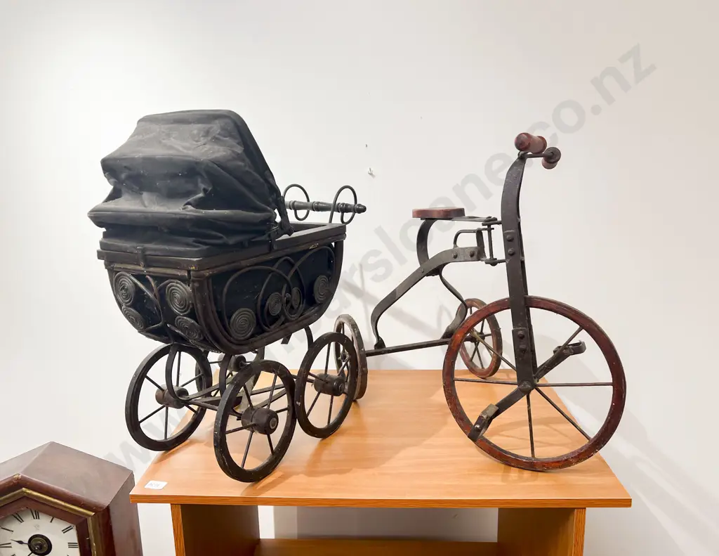 Vintage Dolls Trike & Pram Image 1++