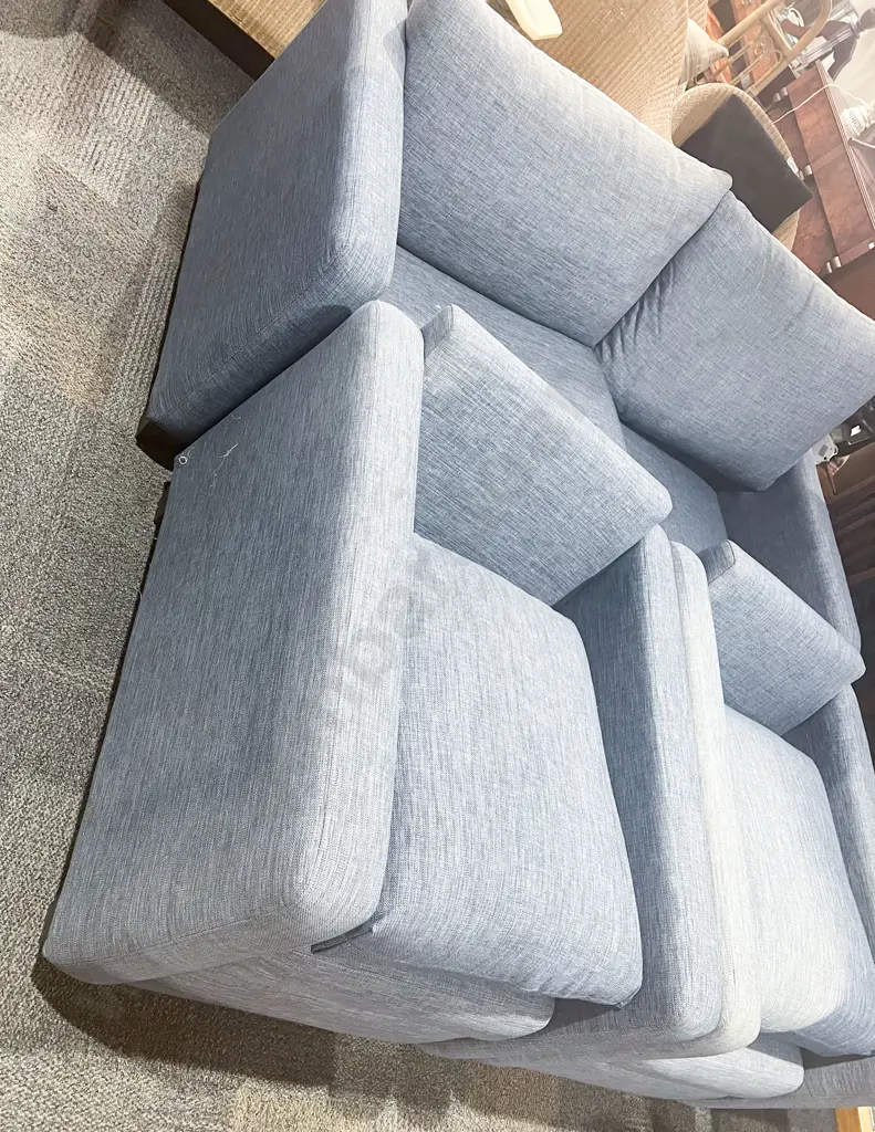 Modern Three Pce Lounge Suite Image 1++