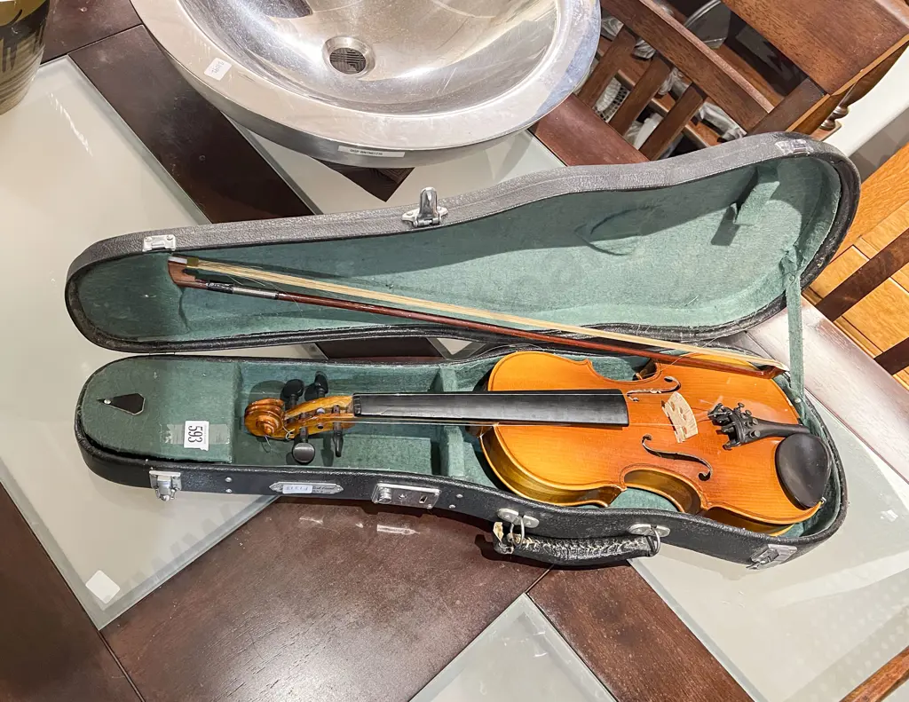 Violin & Bow in Case Image 1++