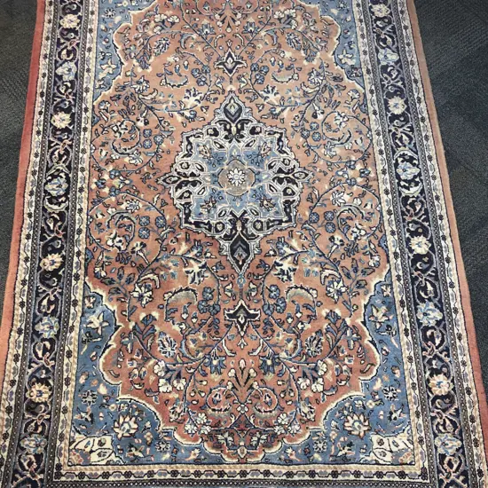 Persian Floor Rug with Centralized Medallion & Floral Motif