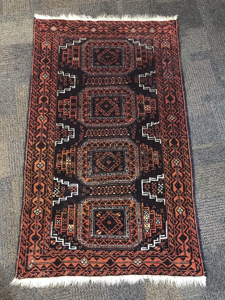 Persian Floor Rug with Row of Four Centralized Medallions Image 1++