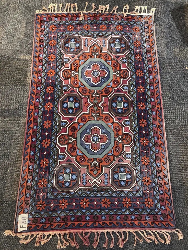 Persian Woollen Hand Knotted Floor Rug Image 1++