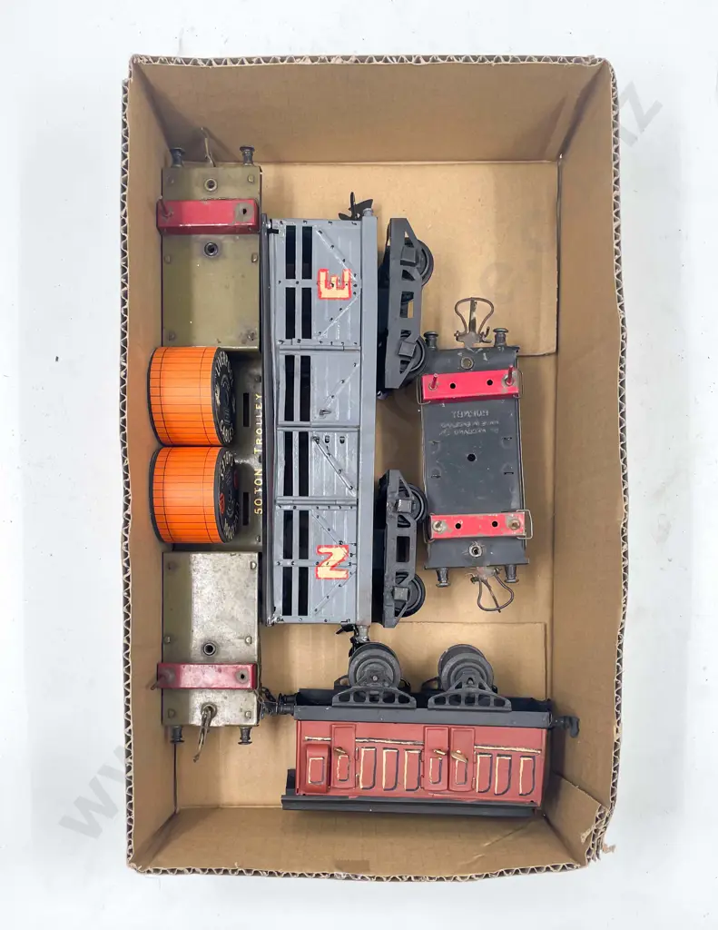 Hornby O Gauge Early Series Wagons Image 1++