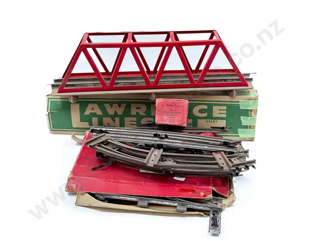 Small Qty Hornby and Lawrence O Gauge LInes Track with Real Real Viaduct Image 1++