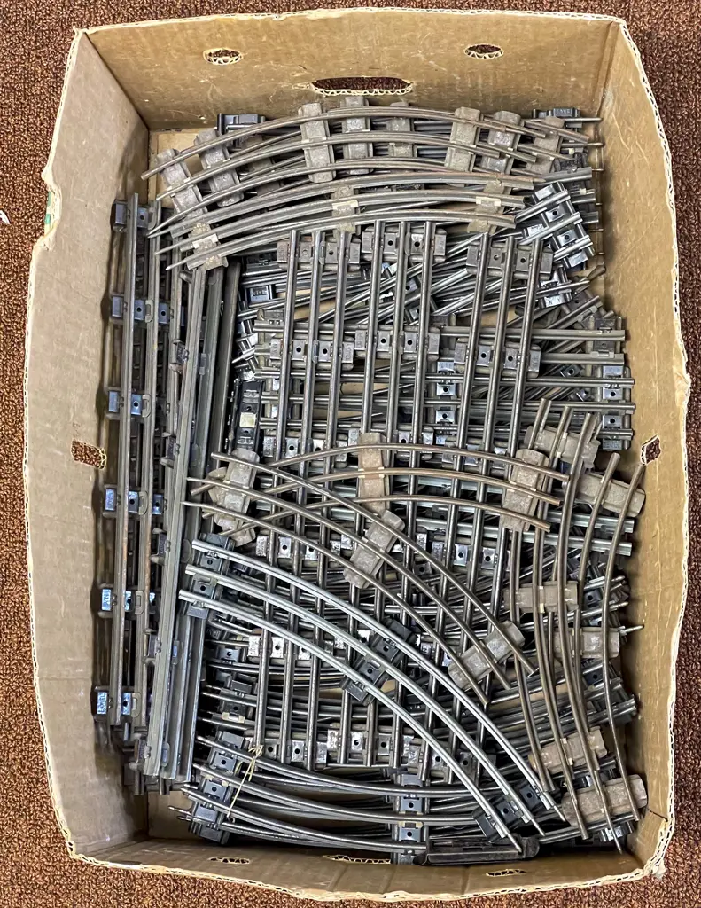 Lionel O Gauge Two Carton Qty's 3-Rail Track and Accessories Image 1++