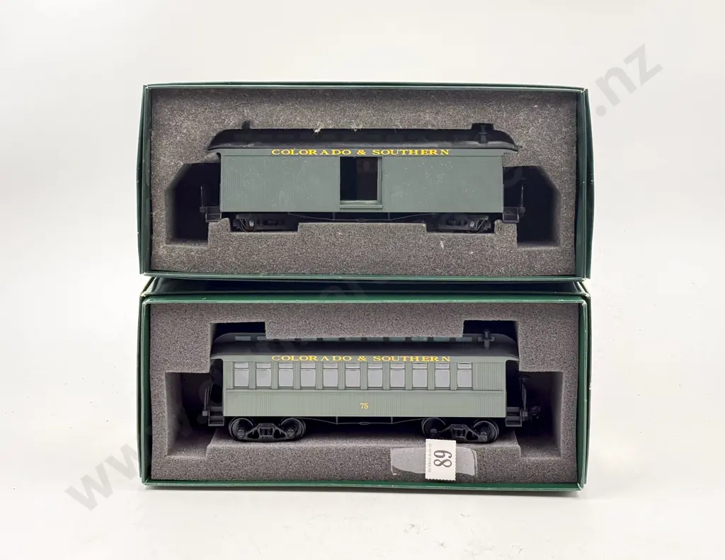 Bachmann Spectrum "On30" 26323 and 26423 Image 1++