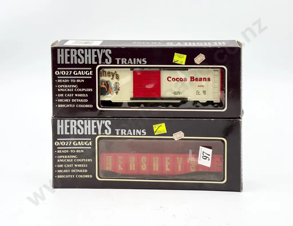 K-Line Electric Trains O Gauge Boxed Hershey's Box Car and Gondola Image 1++