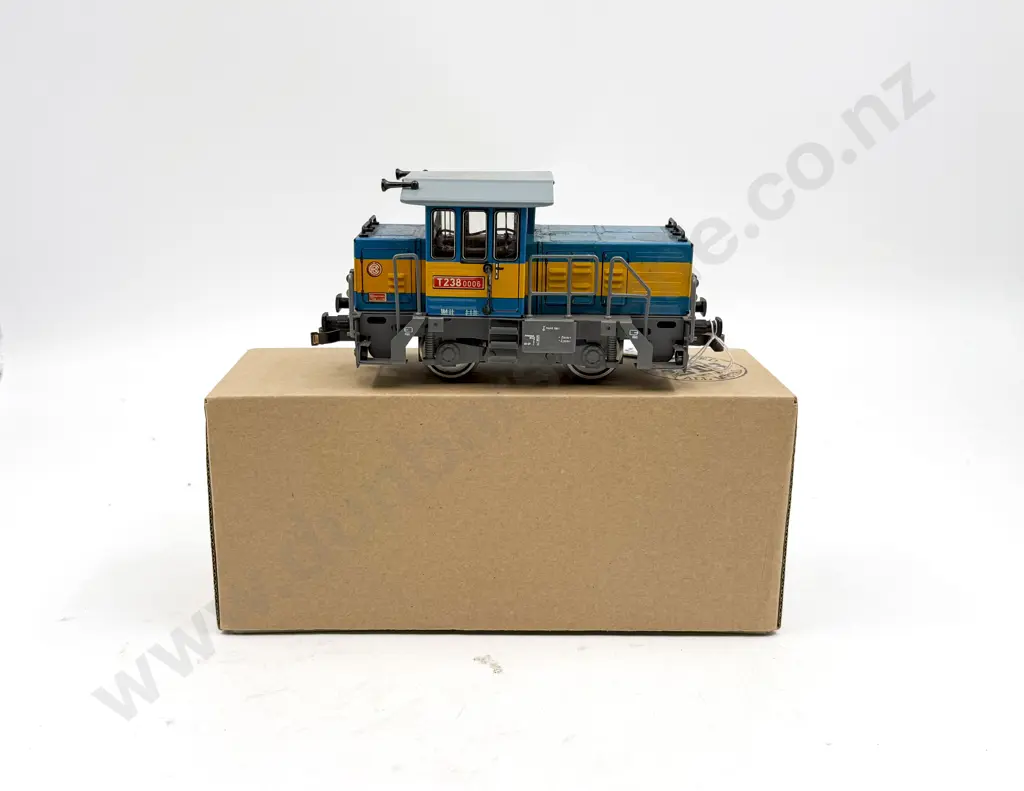 ETS  Boxed O Gauge Scale 1:45 Diesel Locomotive CSD 704 (T238 0006) Image 1++