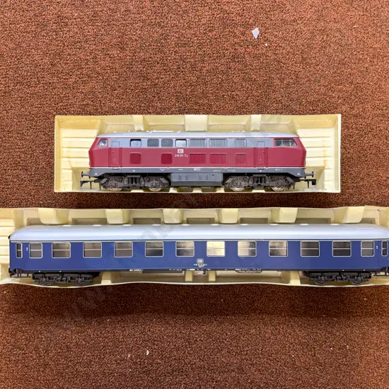 Rivarossi O Scale Boxed German Diesel V160 DB 216 Locomotive with Coach