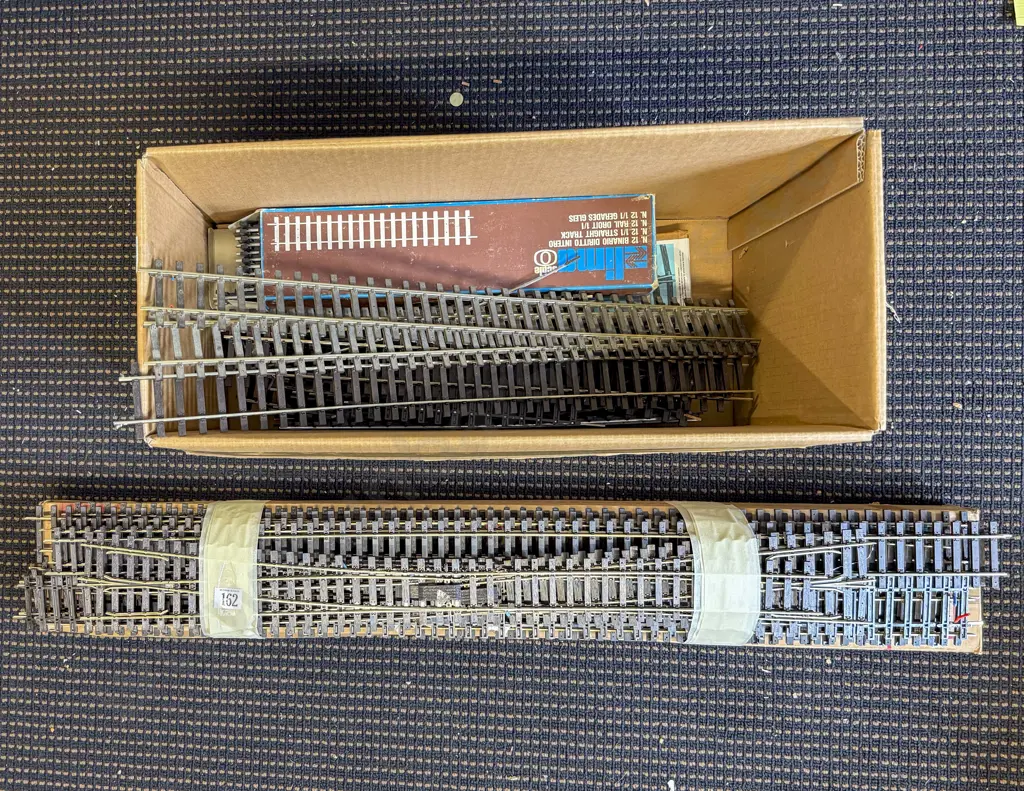 Peco and Limo New/Good Condition Used O Scale Track Image 1++