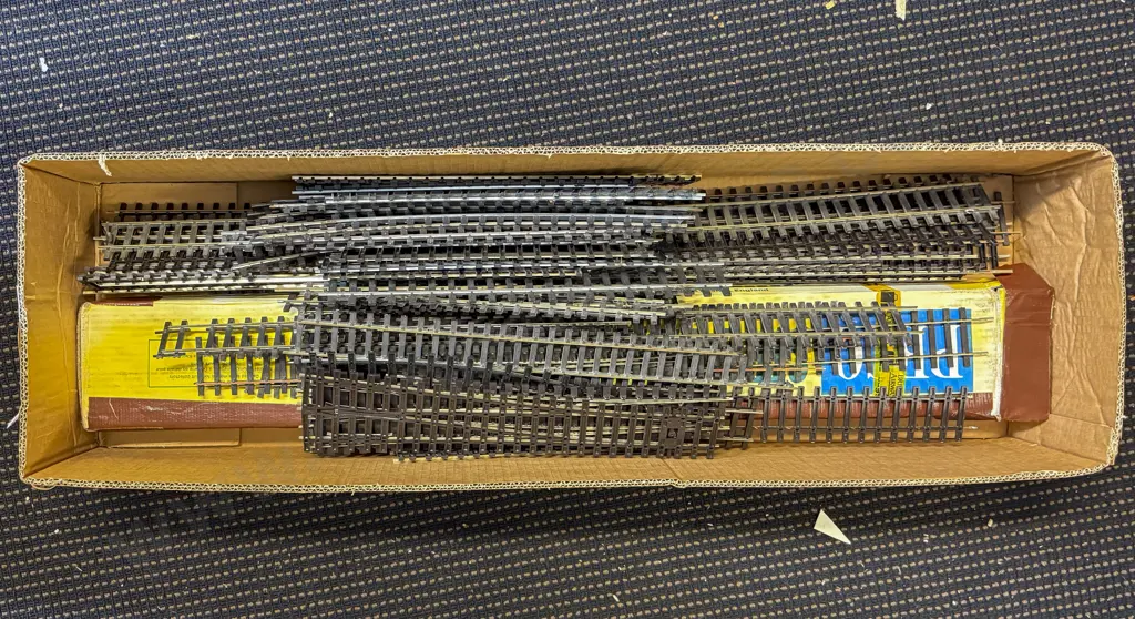Peco and Limo New/Good Condition Used O Scale Track Image 1++