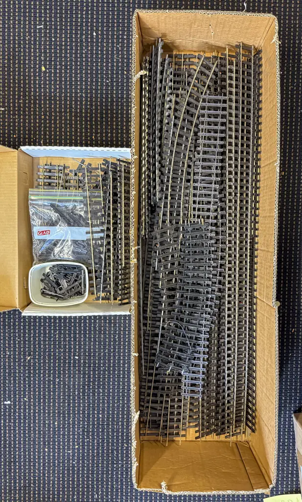 Peco and Limo New/Good Condition Used O Scale Track Image 1++