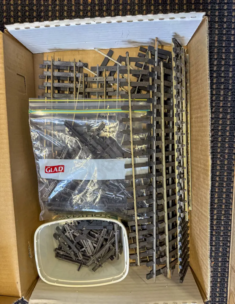 Peco and Limo New/Good Condition Used O Scale Track Image 1++