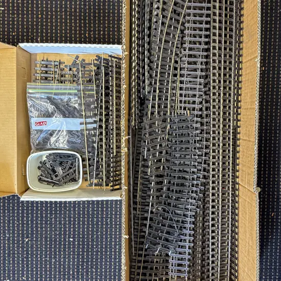 Peco and Limo New/Good Condition Used O Scale Track