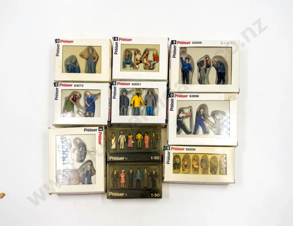 Preiser 1:32 Scale Railway Figures 7 packs with three packs 1:50 scale Image 1++