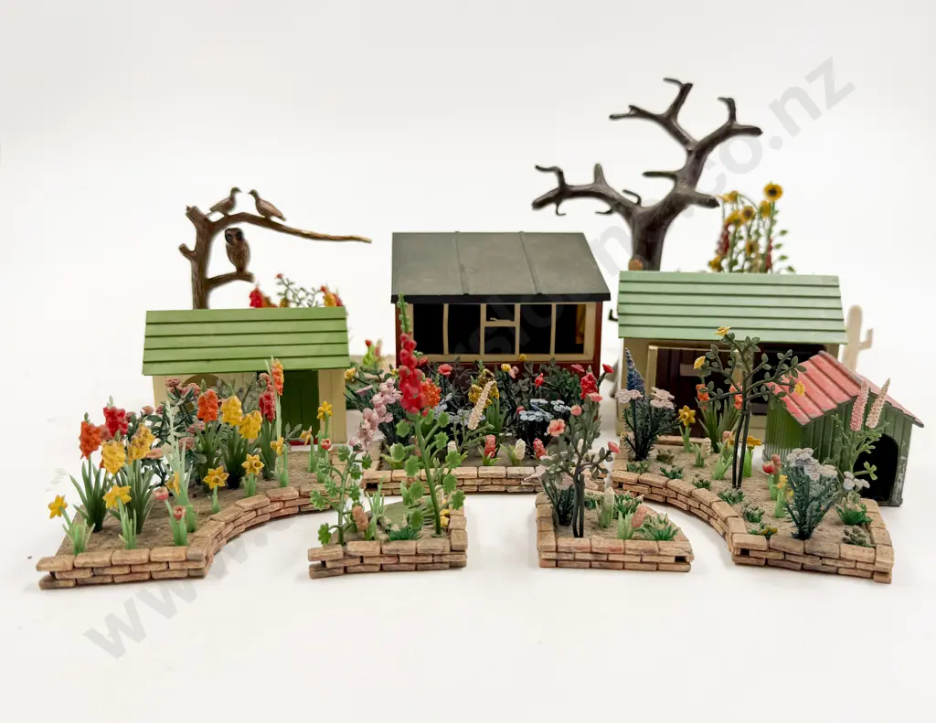 Britains Large Collection of the Garden Series Image 1++