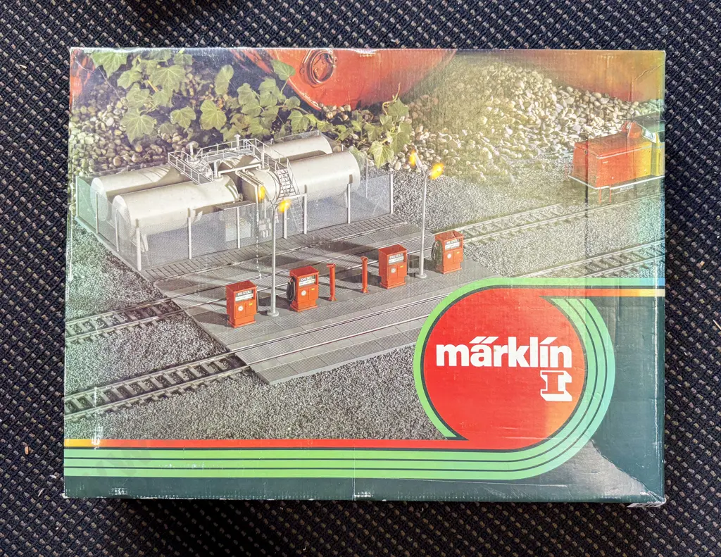 Marklin 1 Gauge 5621 Diesel Fueling Station Image 1++