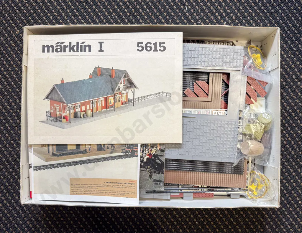 Marklin 1 Gauge 5615 Passenger Station Kit Image 1++