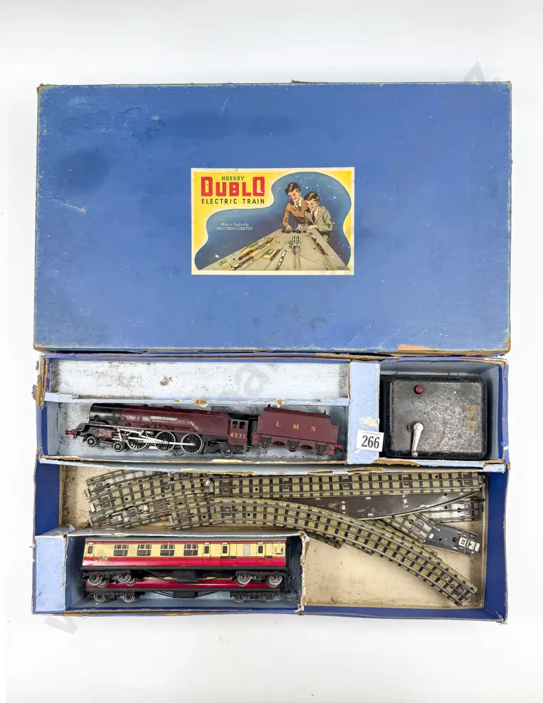 Hornby Dublo HO Gauge Part Boxed EDP2 Passenger Train Set Image 1++