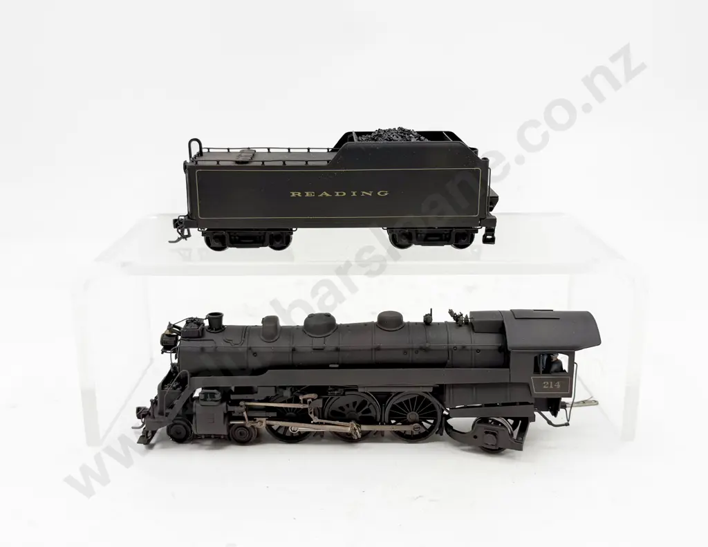 Reading Lines By Custom Brass All Brass Construction Class G-3 4-6-2 Locomotive and Tender Image 1++