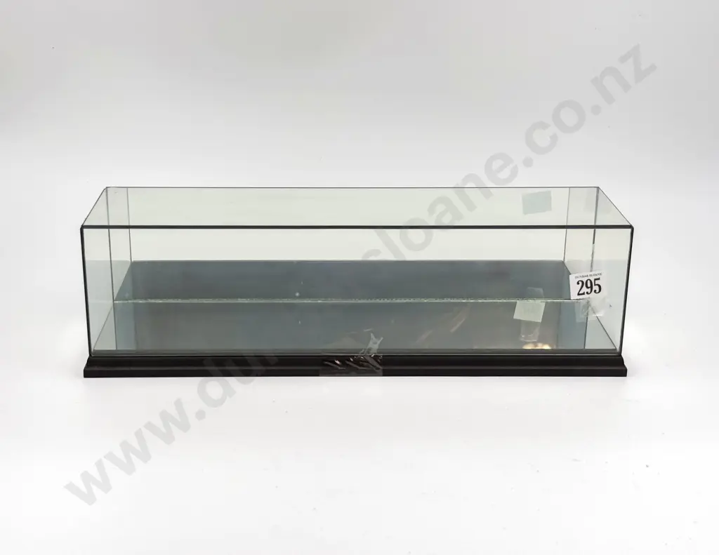 Mirrored Back Glass Locomotive Display Case 40 x 10 x 10cm Image 1++