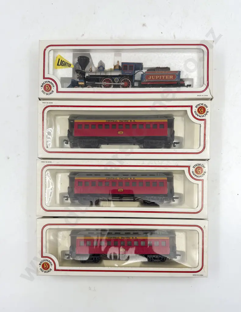 Bachmann HO Gauge Boxed Old Time 4-4-0 Locomotive and Tender Image 1++