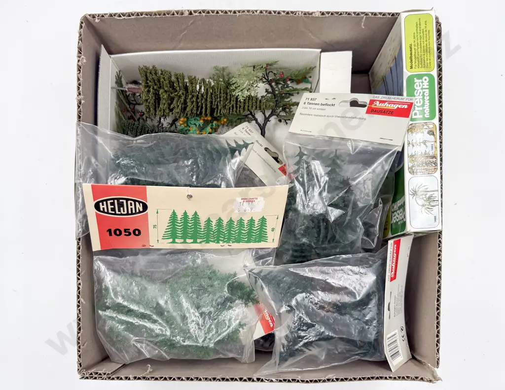 HO Gauge Collection Forest Trees Image 1++