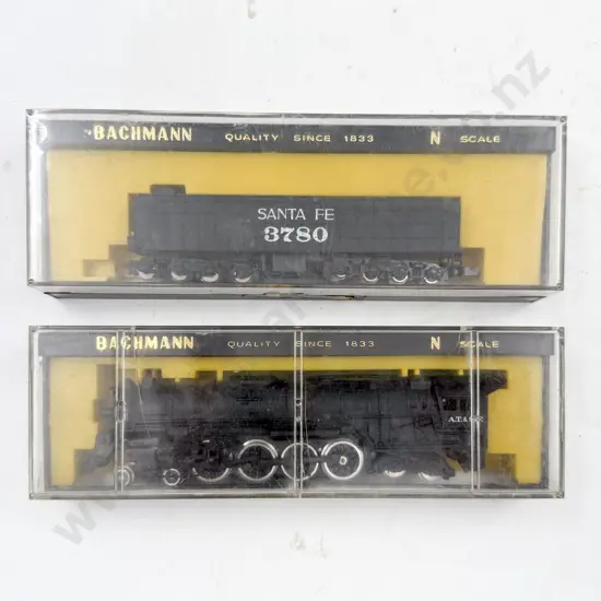 Bachmann N Gauge AT & SF 4-8-4 Locomotive and 52' Tender Santa Fe 3780
