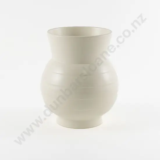 Ernest Shufflebotham for Crown Lynn Hand Potted Vase