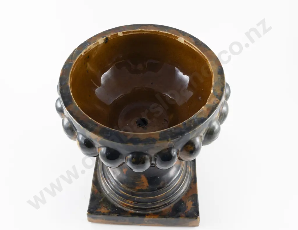 Peter Hutson & Co Ceramics Garden Urn Image 1++