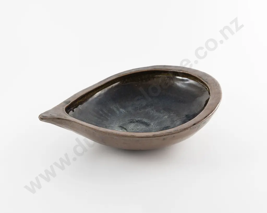 Jim Greig Unfolding Form Bowl Image 1++