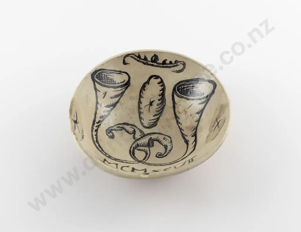 NZ Pottery Footed Bowl Image 1++