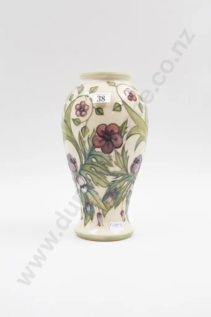 C1992 Moorcroft " Blue Buttercups" Floral Vase Image 1++