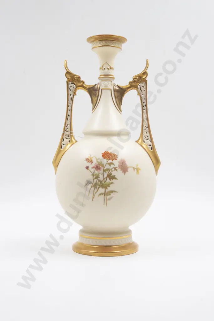 Late C19th Royal Worcester Mantle Urn Image 1++
