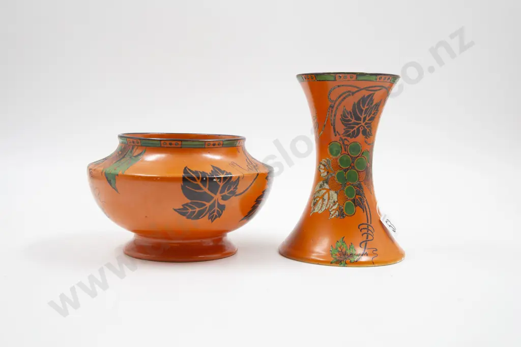 Shelley Rose Bowl & Trumpet Vase Image 1++
