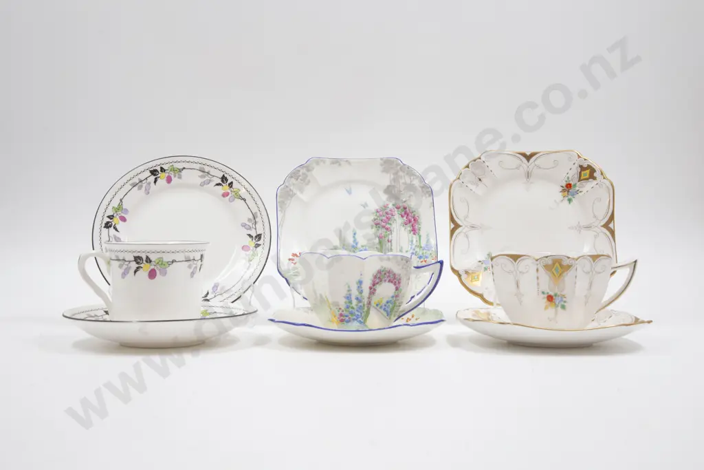 Three Shelley Art Deco Teacup Saucer & Plates Image 1++