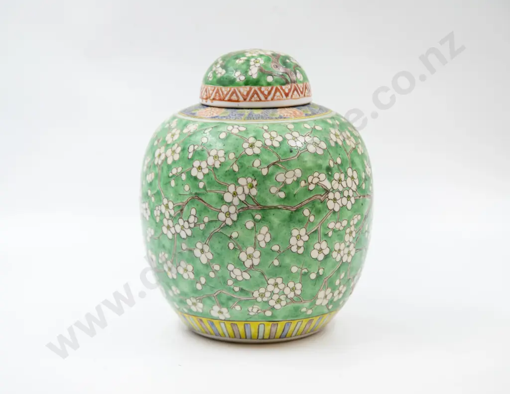 Large Chinese Ginger Jar Image 1++